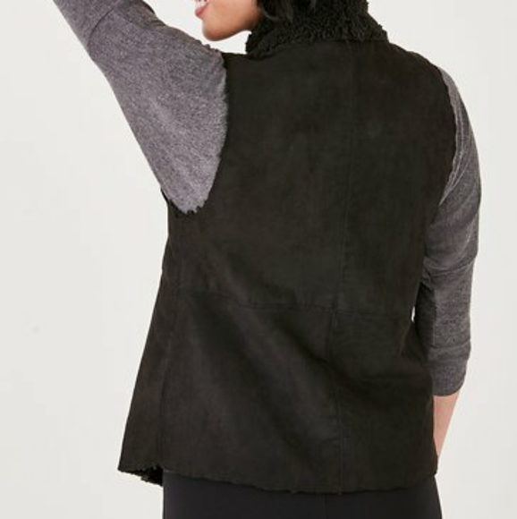 Stella and Dot cozy chalet vest - Picture 3 of 7